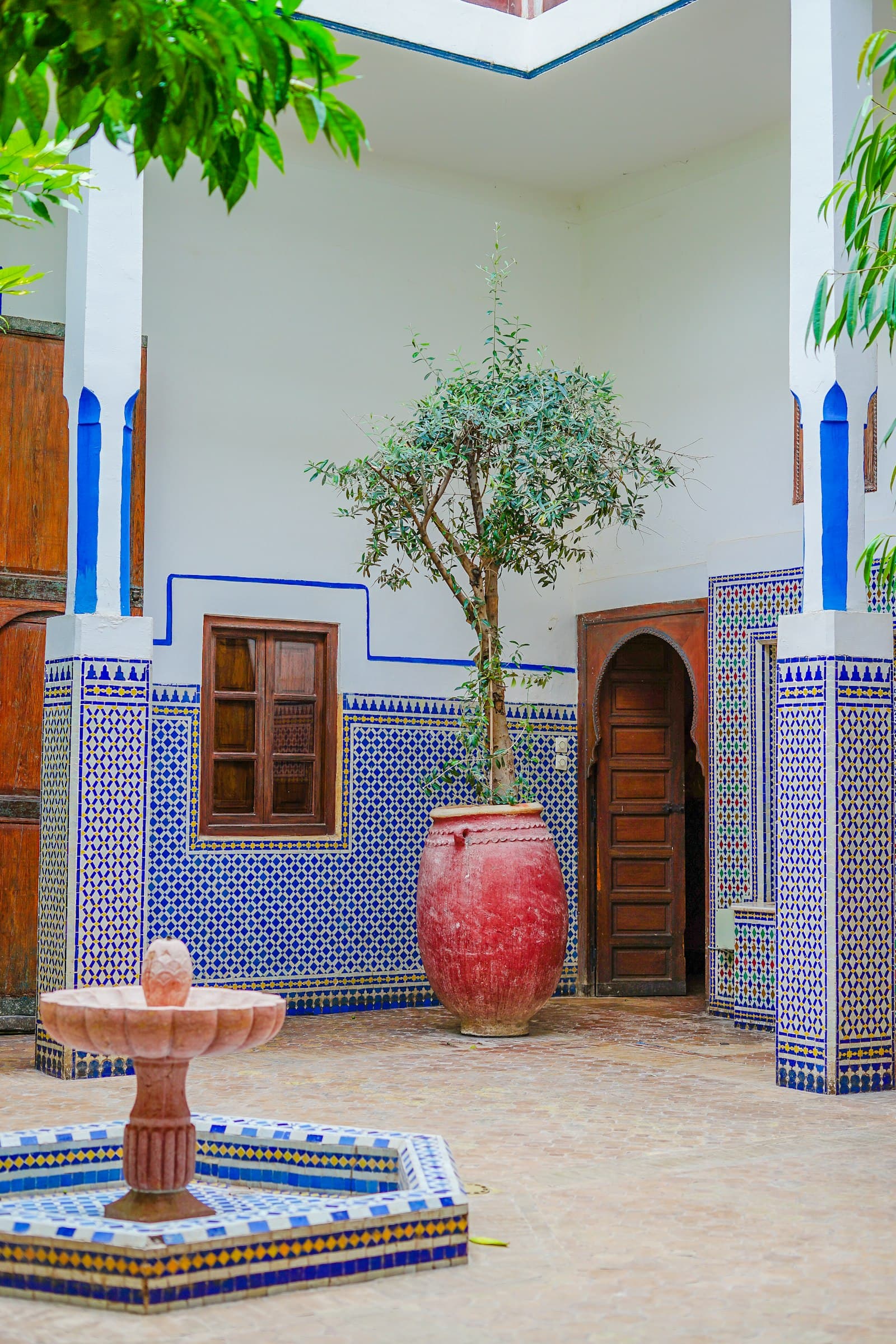 Porte et zellige bleu