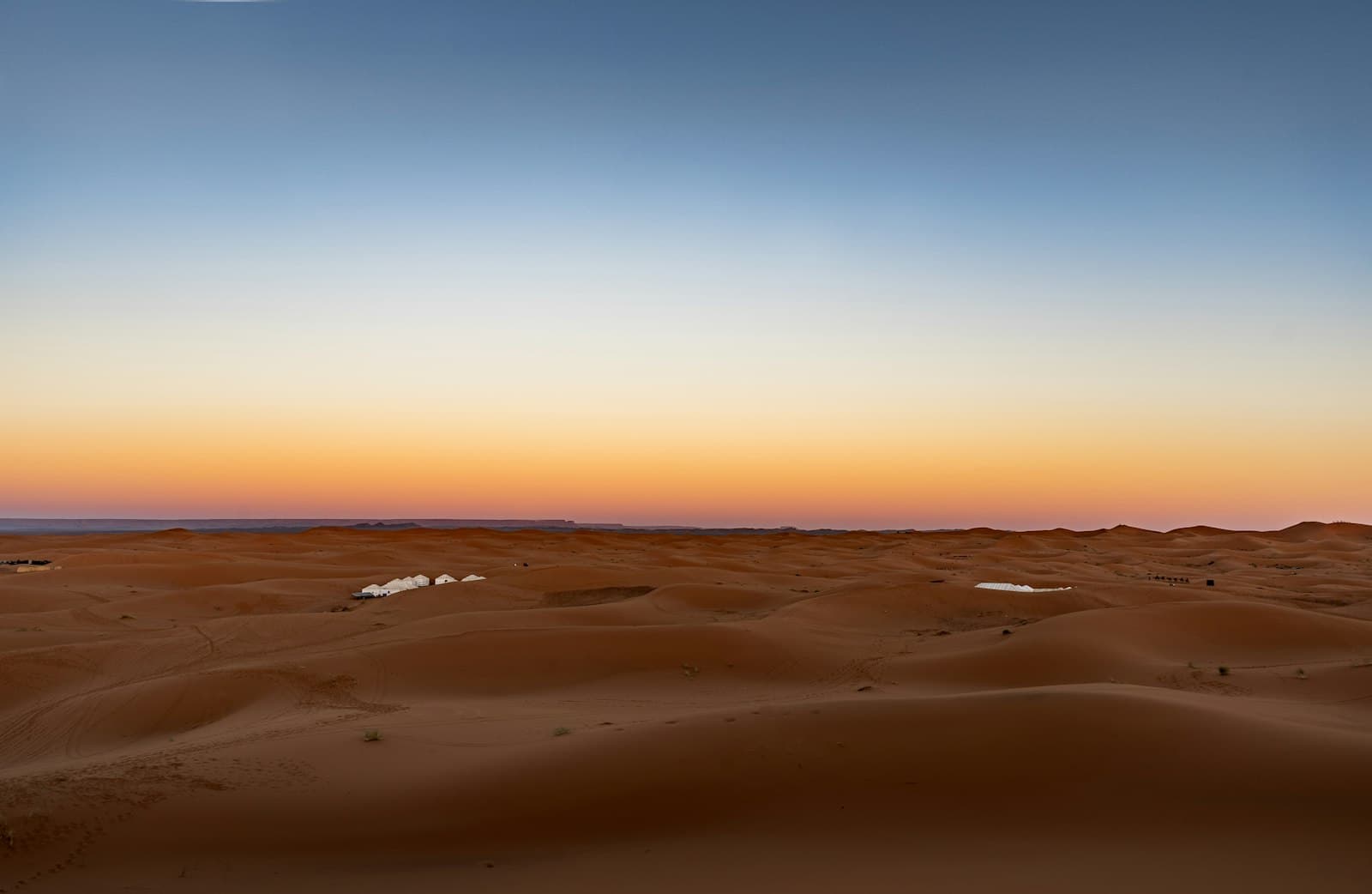 Dunes au coucher du soleil