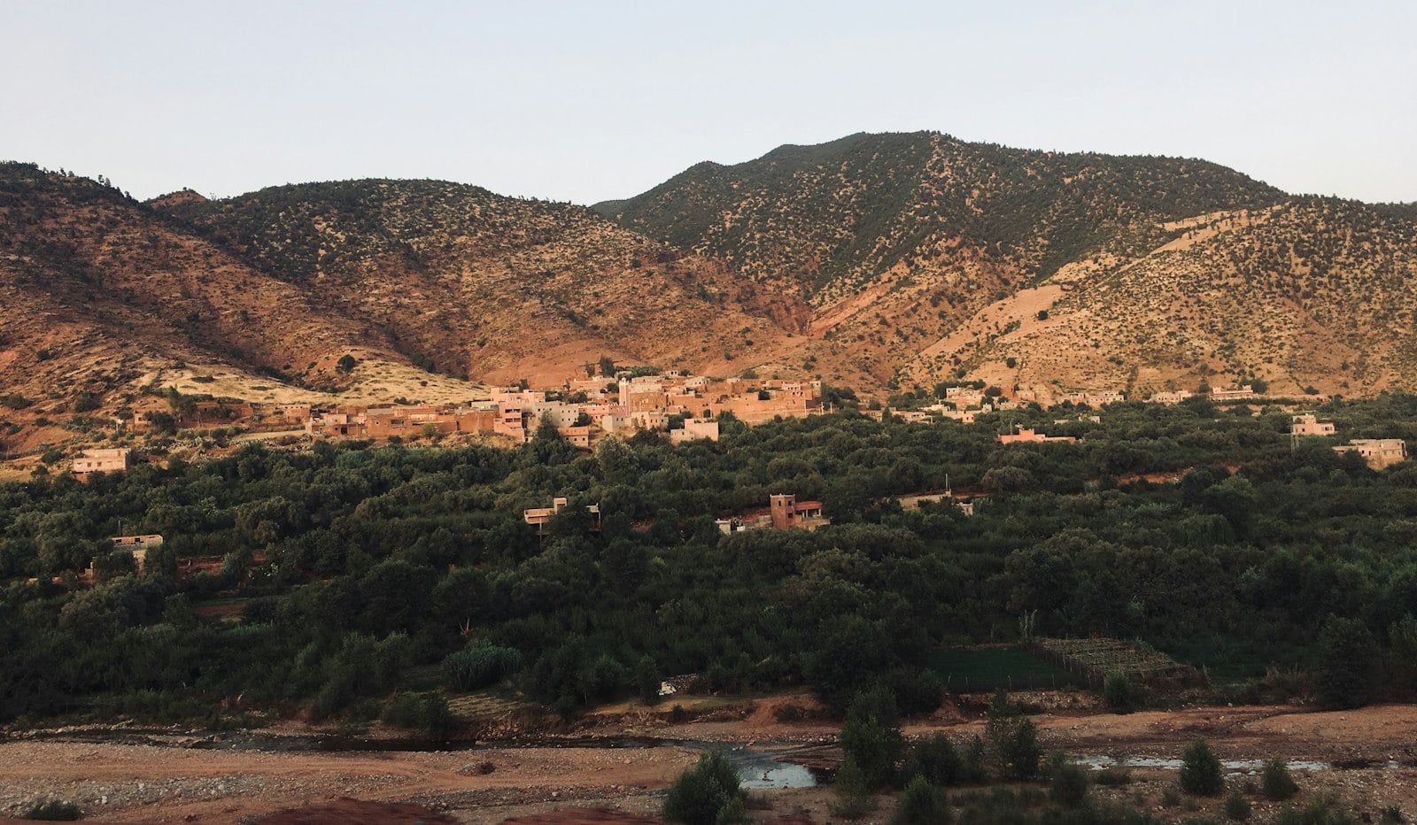 Village berbère dans la vallée